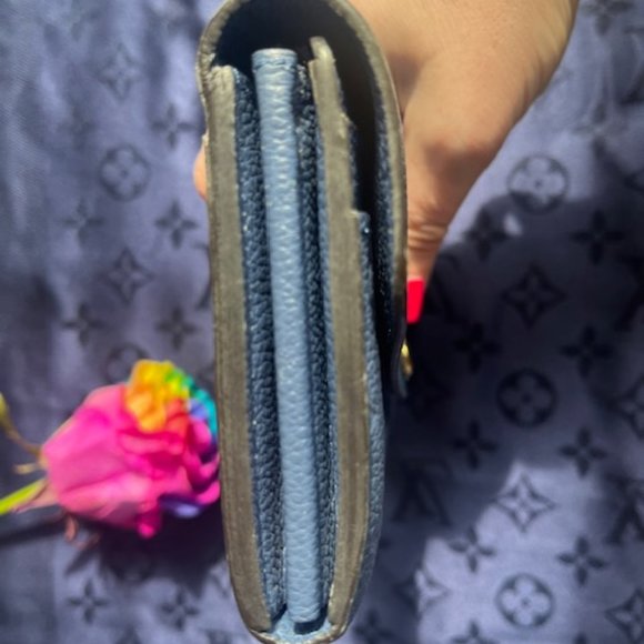 Louis Vuitton Blue Sarah Leather Wallet - Picture 6 of 9